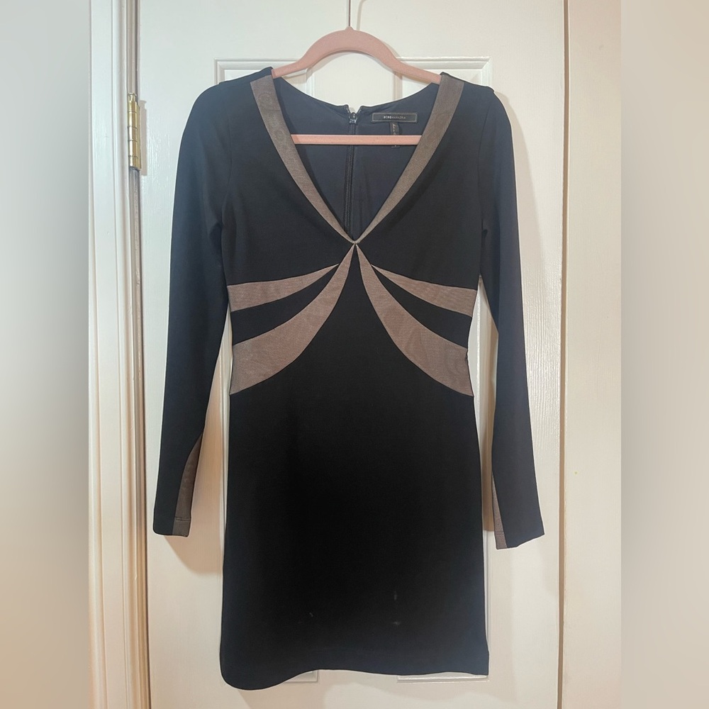 NEW w/o tags BCBG mini dress with sleeves